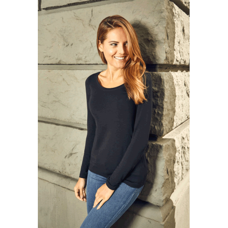 Slim Fit-T Longsleeve Women indiv. Druck